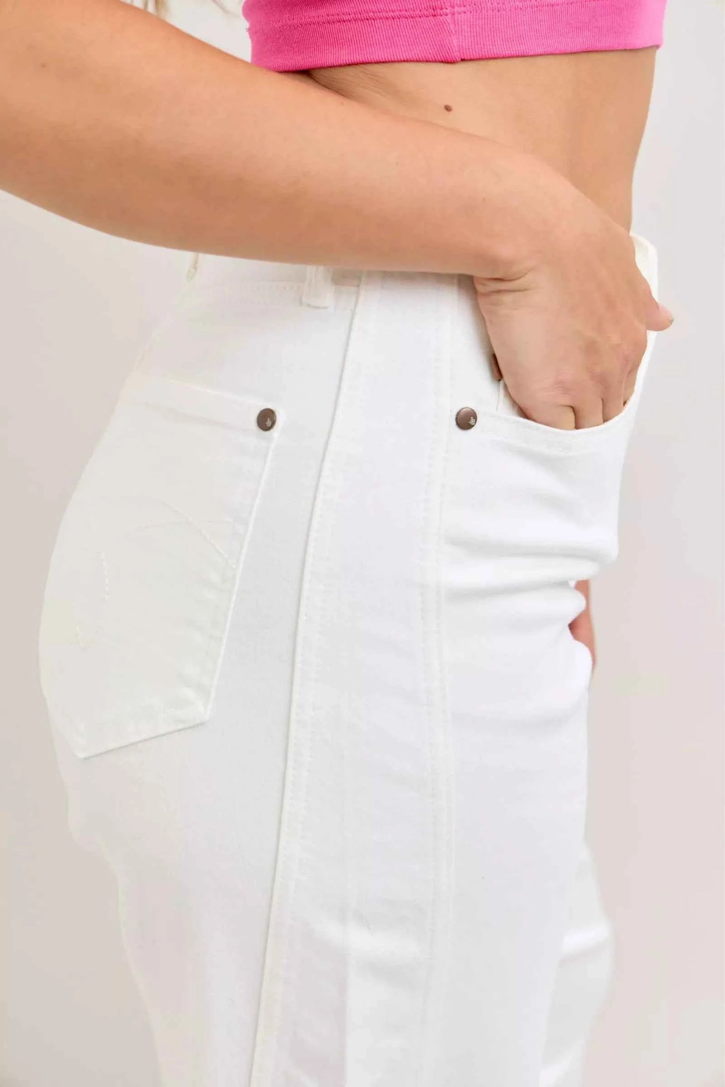 Judy Blue High-Waisted Rigid Magic Panel Barrel Jeans