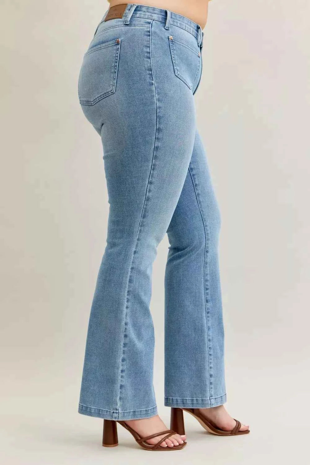 Judy Blue Full Size Mid Rise Bootcut Jeans with Contrast Wash & Front Patch Pockets Plus Size